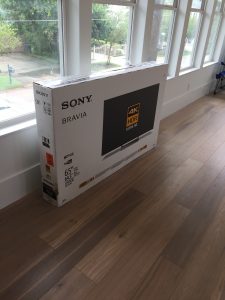 Custom residential AV integration of a 4k Sony TV in Madisonville, Louisiana